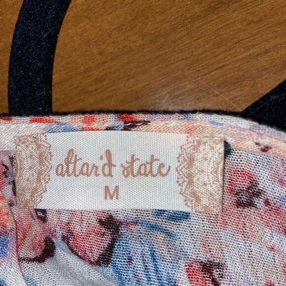 Altar’d State long sleeve boho style flowy blouse size meduim - Picture 4 of 5